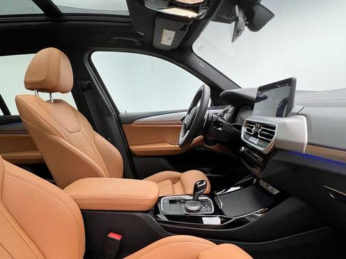 2024 BMW X3 M40i