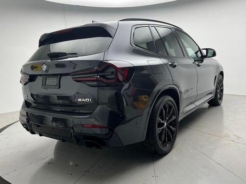 2024 BMW X3 M40i