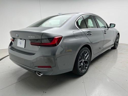 2025 BMW 330 i