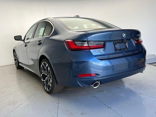 2025 BMW 330 330i