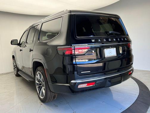 2023 Jeep Wagoneer Series II 4x4