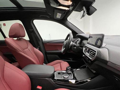 2024 BMW X3 M40i