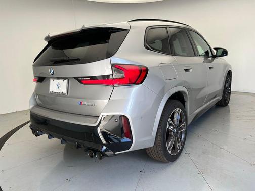 2024 BMW X1 M35i