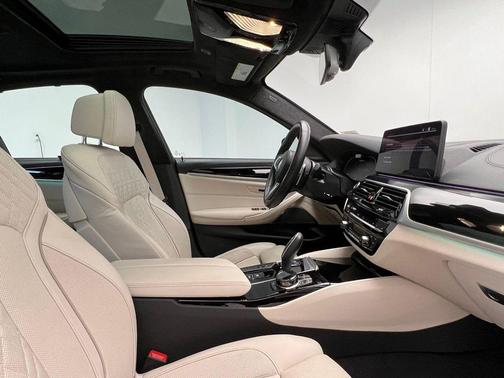 2023 BMW M550 i Xdrive