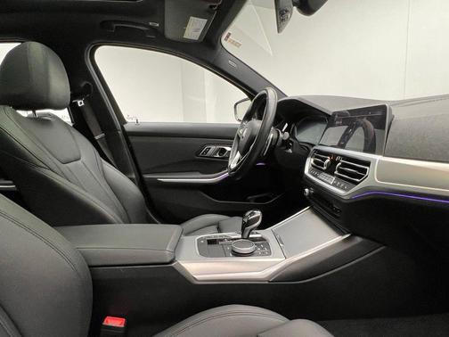 2021 BMW 330 xDrive