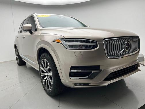 2023 Volvo XC90 B6 Plus 7-Seater