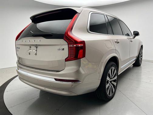 2023 Volvo XC90 B6 Plus 7-Seater