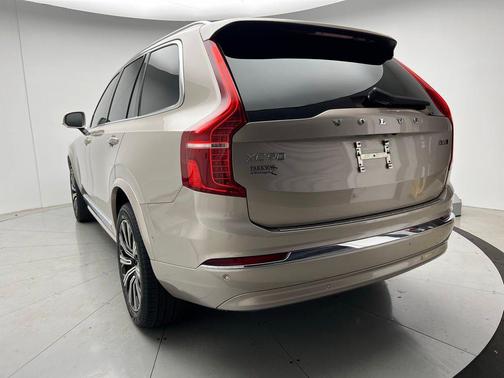 2023 Volvo XC90 B6 Plus 7-Seater