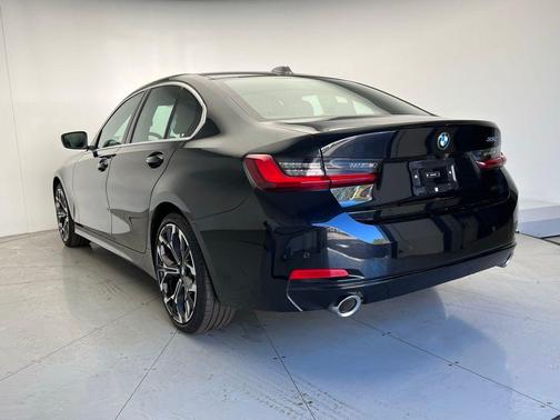 2025 BMW 330 330i
