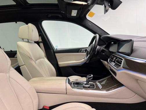 2022 BMW X5 PHEV xDrive45e