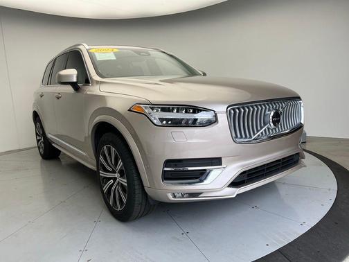 2024 Volvo XC90 B6 Plus Bright Theme 7-Seater