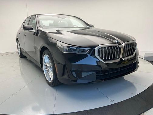 2025 BMW 530 i