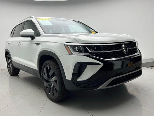 2024 Volkswagen Taos 1.5T SEL