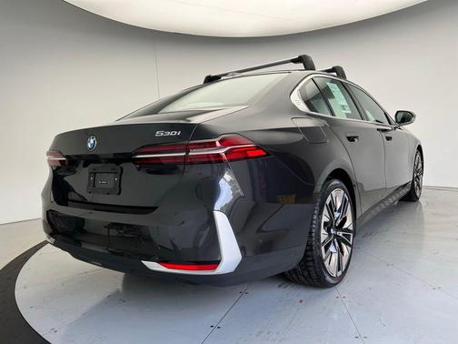 2025 BMW 530 i