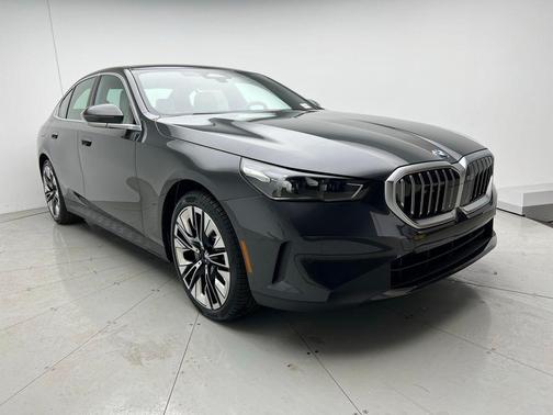 2025 BMW 530 i