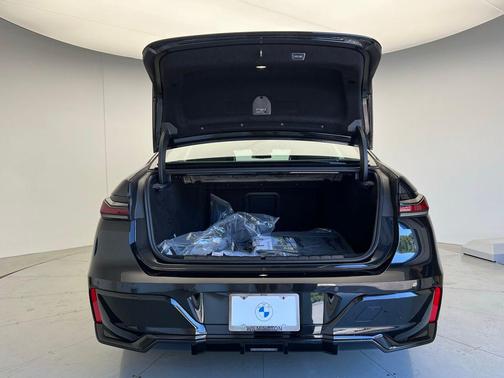 2026 BMW i7 eDrive50