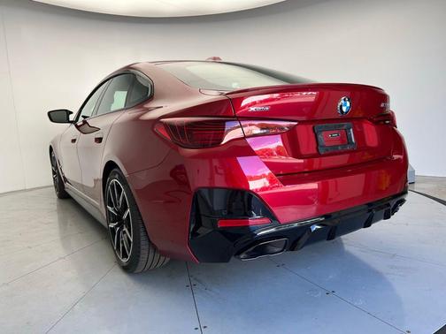 2025 BMW M440 i xDrive