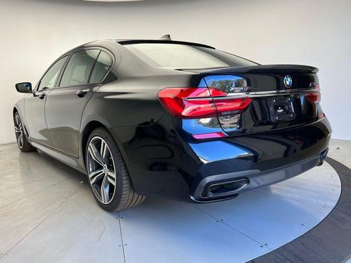 2019 BMW 750 i xDrive