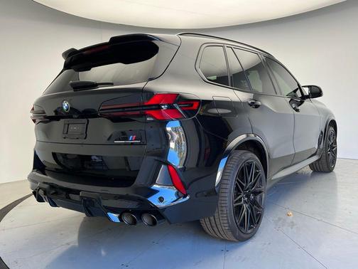 2025 BMW X5 M Base