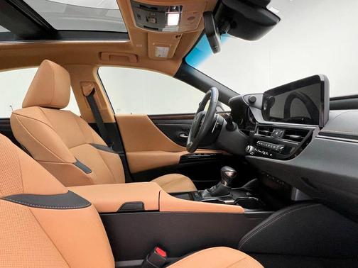 2023 Lexus ES 350 Base