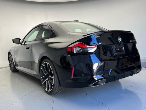 2024 BMW M240 i xDrive