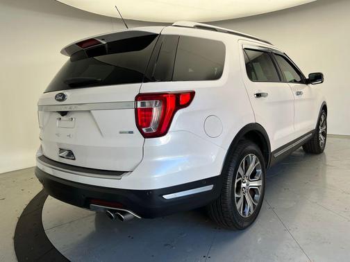 2019 Ford Explorer Platinum