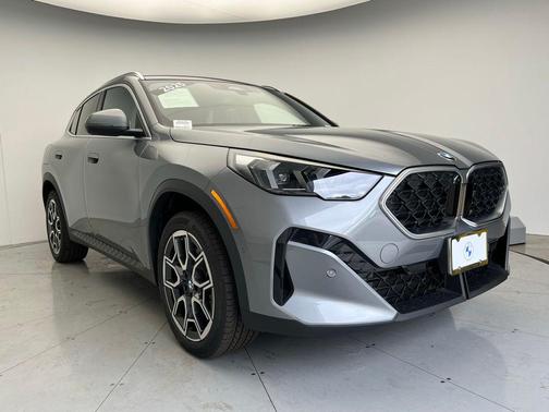 2025 BMW X2 xDrive28i