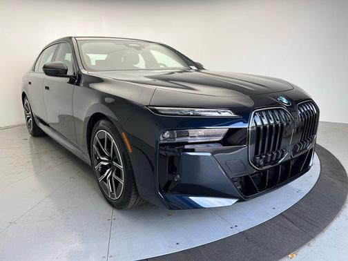 2025 BMW 760 i xDrive