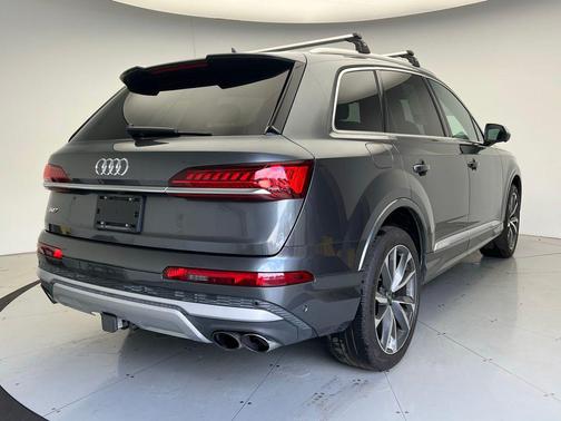 2021 Audi SQ7 4.0T Premium Plus