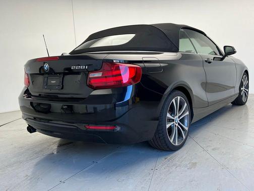 2015 BMW 228 228i