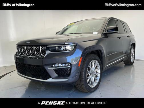 2022 Jeep Grand Cherokee Summit