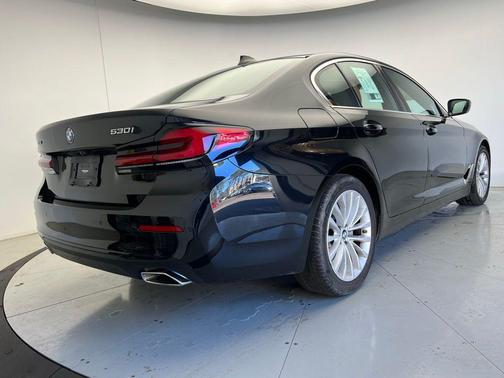 2023 BMW 530 