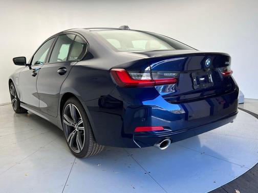 2023 BMW 330e Base
