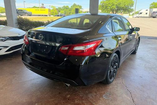 Super Black 2016 Nissan Altima 2.5 S