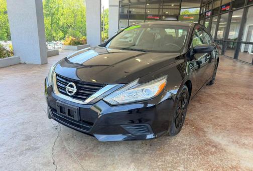 Super Black 2016 Nissan Altima 2.5 S