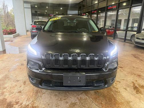 2015 Jeep Cherokee Sport