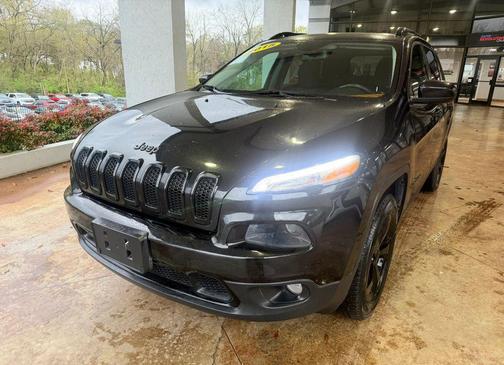 2015 Jeep Cherokee Sport