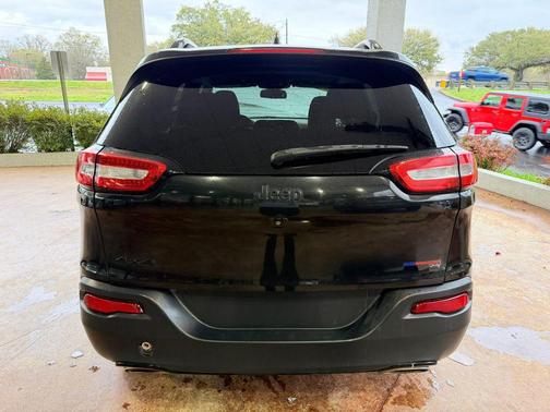 2015 Jeep Cherokee Sport