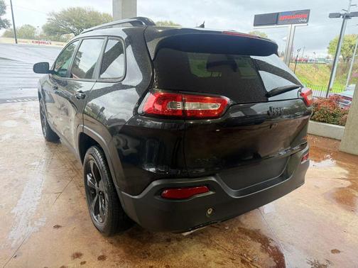 2015 Jeep Cherokee Sport