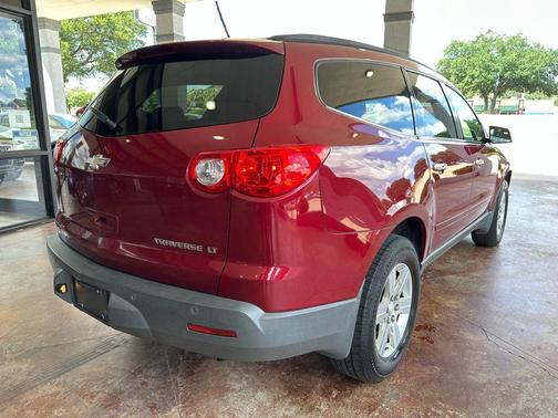 2011 Chevrolet Traverse LT