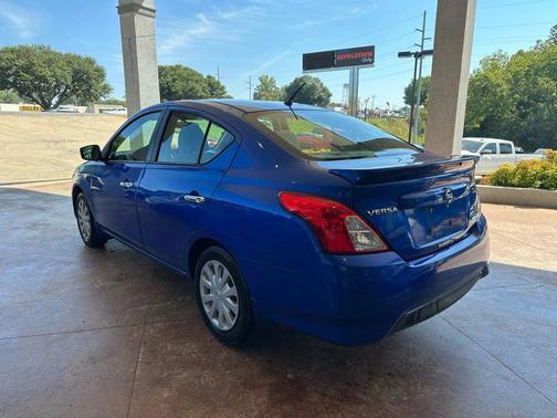 2015 Nissan Versa 1.6 SV