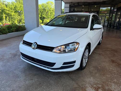 Pure White 2017 Volkswagen Golf SportWagen TSI S