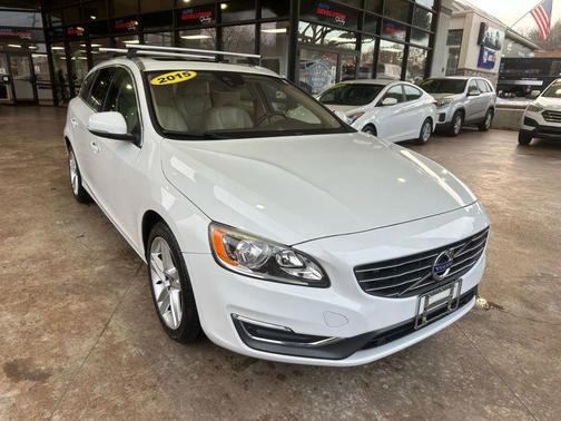 2015 Volvo V60 T5 Premier