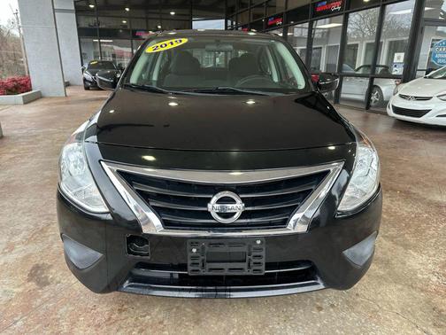 2019 Nissan Versa 1.6 SV