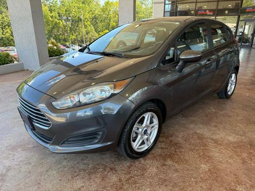 2017 Ford Fiesta SE