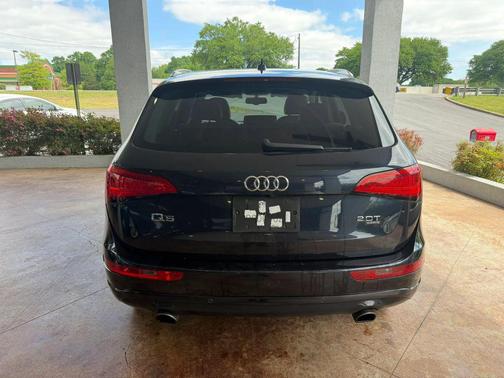 Blue 2014 Audi Q5 2.0T Premium Plus