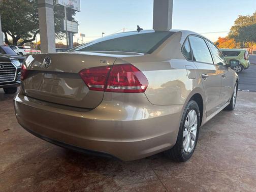 2015 Volkswagen Passat 1.8T S