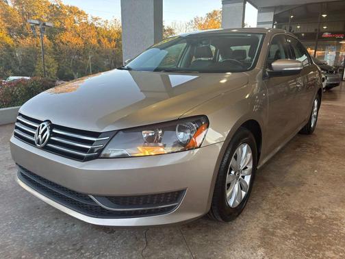 2015 Volkswagen Passat 1.8T S