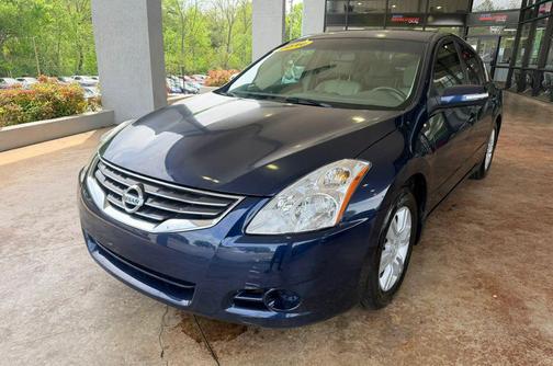 Navy Blue Metallic 2010 Nissan Altima 2.5 SL