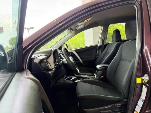 Black Currant Metallic 2017 Toyota RAV4 LE